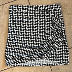 Black and White Houndstooth Women's Skirt
